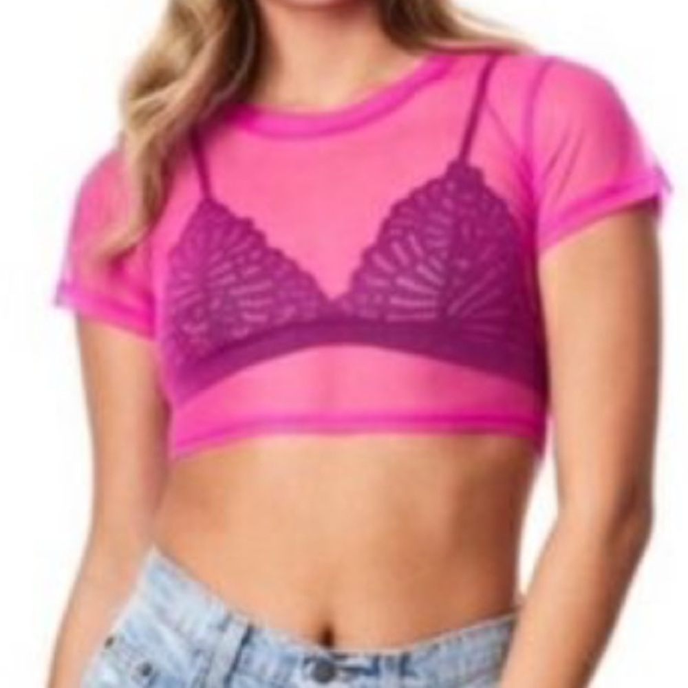 EMMA & SAM MESH CROPPED SHORT SLEEVE TOP LAYERING IN HOT PINK SZ SMALL, MEDIUM - Picture 5 of 14